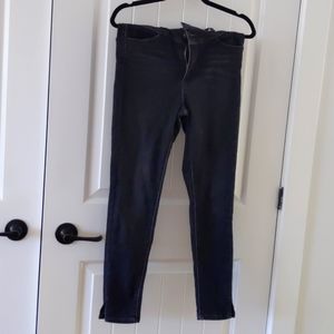 Levi's "mile high super skinny" black denim
